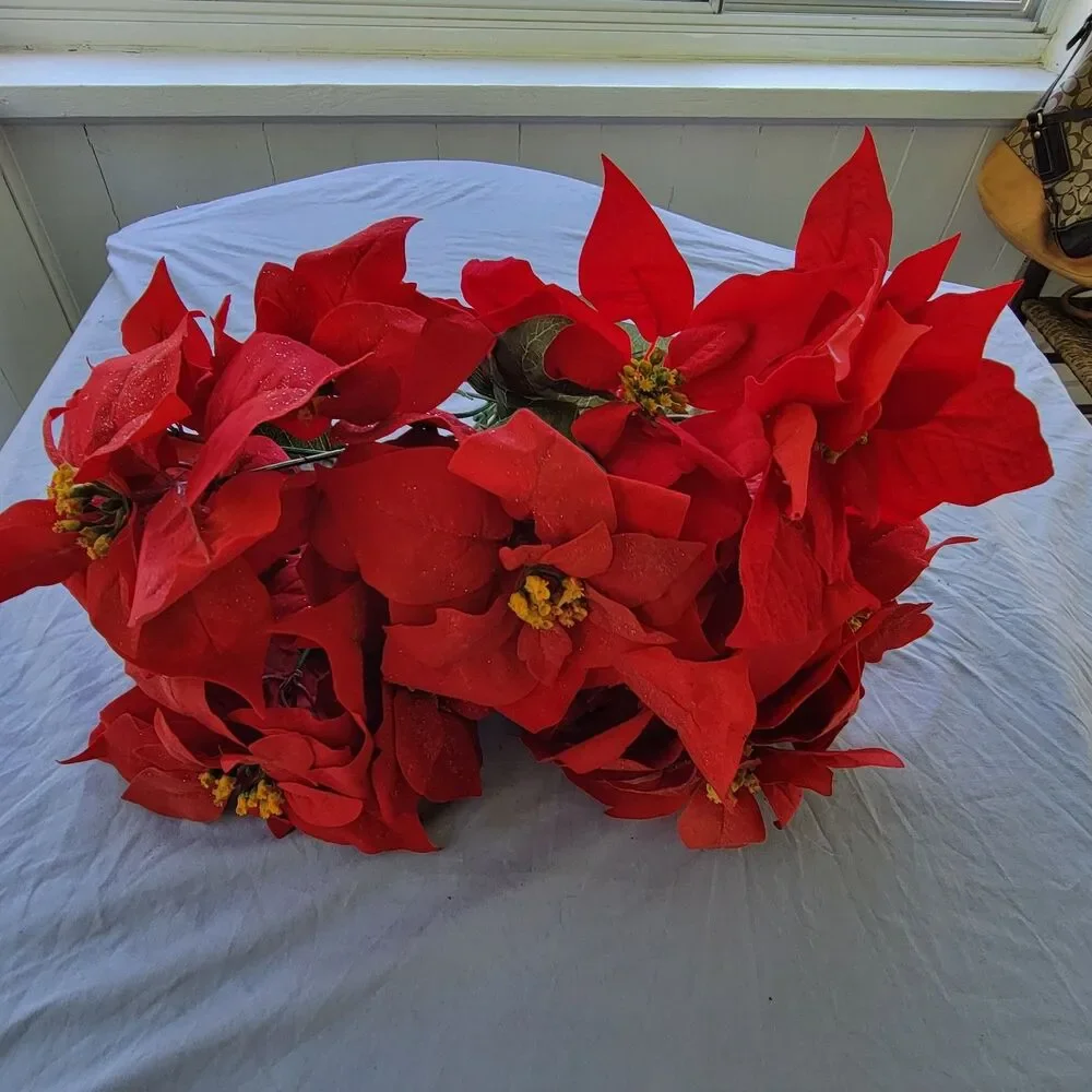 Poinsettias Artificial Christmas Flowers Artificial Decorations - 4 Bunches